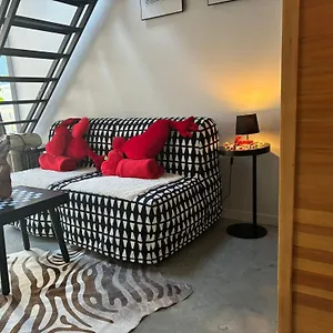  Appartement Wellness Loft With Sauna, Jacuzzi, Roof Terrace & Amazing View